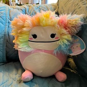 Caparrine 8” Squishmallow
